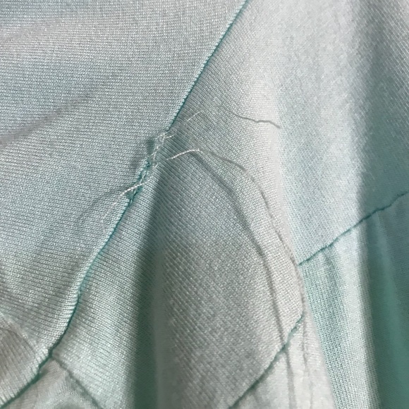 💜Blue High Low Shirt - Picture 2 of 2